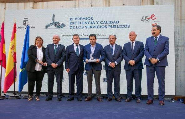 El-Gobierno-regional-convoca-los-XII-premios-para-reconocer-iniciativas-que-mejoren-la-calidad-de-los-servicios-publicos-que-se-prestan-a-la-ciudadania