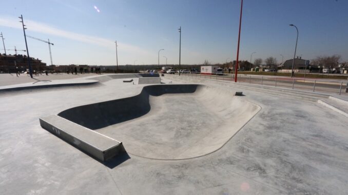 El-barrio-del-Senorio-estrena-zona-deportiva-al-aire-libre