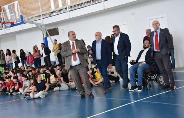 El-Gobierno-regional-apuesta-por-el-mantenimiento-y-la-mejora-de-los-servicios-publicos-como-herramienta-contra-la-despoblacion