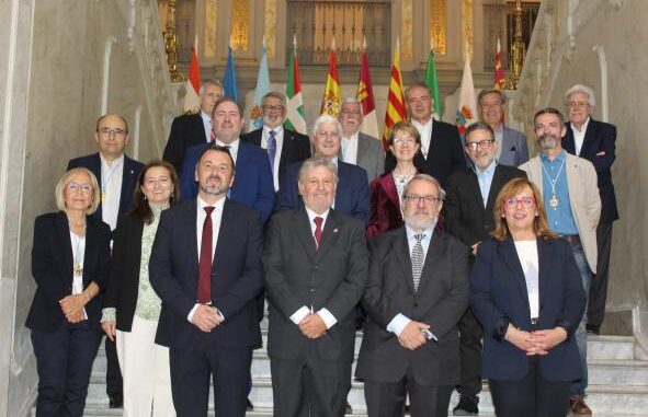 El-Gobierno-de-Castilla-La-Mancha-felicita-al-historiador-Antonio-de-Juan-por-su-ingreso-en-el-Instituto-de-Estudios-Manchegos