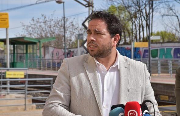 El-Gobierno-regional-impulsa-junto-al-Ayuntamiento-de-Campo-de-Criptana-y-RENFE-la-reapertura-de-la-estacion-de-tren-vinculada-al-‘Tren-de-Los-Molinos