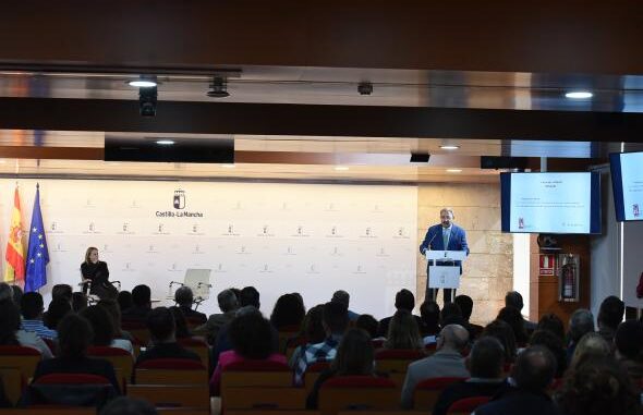 El-Instituto-de-Investigacion-Sanitaria-de-Castilla-La-Mancha-y-Novartis-premian-la-innovacion-de-los-trabajadores-de-las-organizaciones-sanitarias