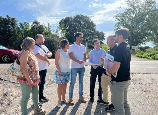 El-Gobierno-regional-firma-el-acta-de-replanteo-para-el-inicio-de-las-obras-de-construccion-de-la-glorieta-en-la-CM-220-en-el-termino-municipal-de-Arcas