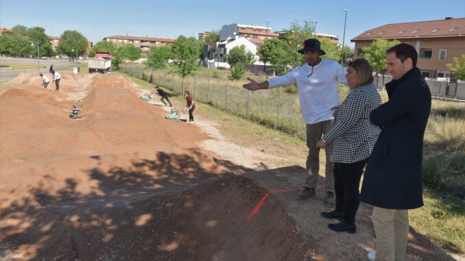 La-alcaldesa-informa-de-la-toma-de-conocimiento-en-Junta-de-Gobierno-Local-del-inicio-de-las-obras-del-nuevo-Pump-Track