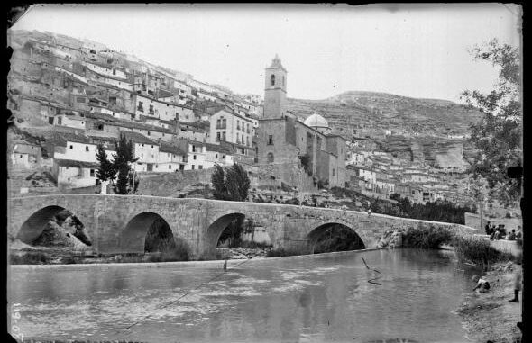 El-Gobierno-regional-celebra-el-Dia-de-la-Fotografia-con-una-retrospectiva-fotografica-de-diversos-pueblos-y-ciudades-de-Castilla-La-Mancha