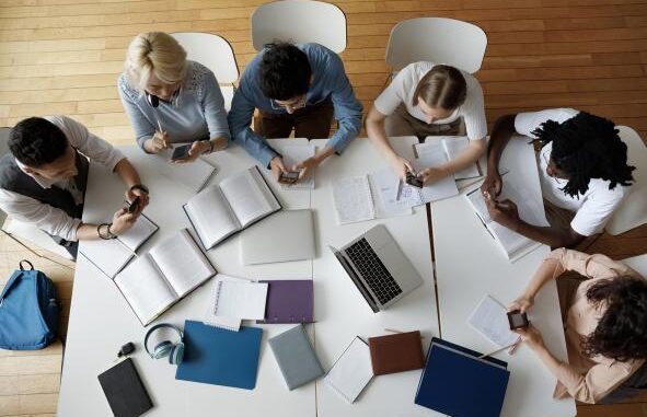 El-Gobierno-regional-financia-un-novedoso-proyecto-para-investigar-la-igualdad-de-genero-en-futuros-docentes