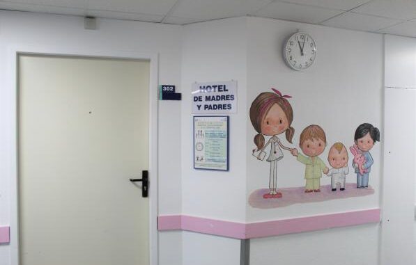 La-Gerencia-de-Atencion-Integrada-de-Puertollano-pone-en-marcha-un-recurso-para-alojar-a-las-madres-de-lactantes-ingresados-en-el-Hospital-Santa-Barbara