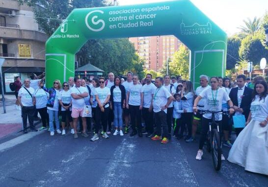 El-Gobierno-regional-agradece-a-la-Asociacion-Espanola-Contra-el-Cancer-su-impagable-labor-para-fomentar-habitos-saludables-y-la-investigacion