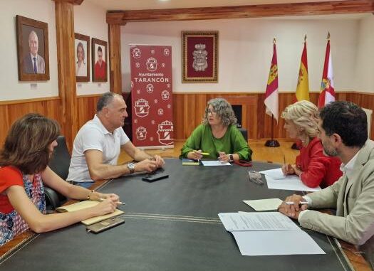 El-Gobierno-regional-informa-de-los-avances-en-la-reparacion-del-puente-que-soporta-la-tuberia-de-abastecimiento-de-Picadas-Almoguera-con-la-llegada-de-maquinaria-pesada