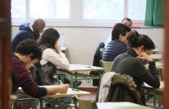 El-Gobierno-regional-celebra-los-examenes-para-cubrir-105-plazas-de-Administracion-General-correspondientes-a-la-oferta-de-estabilizacion