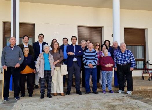 El-Gobierno-regional-apuesta-por-la-atencion-de-calidad-a-las-personas-mayores-en-su-entorno-con-157-viviendas-tuteladas-que-prestan-servicio-a-unos-1.700-usuarios