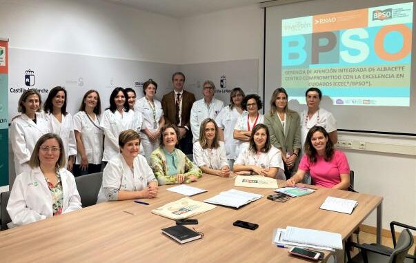La-Gerencia-de-Atencion-Integrada-de-Albacete-renueva-su-acreditacion-como-Centro-Comprometido-con-la-Excelencia-en-Cuidados