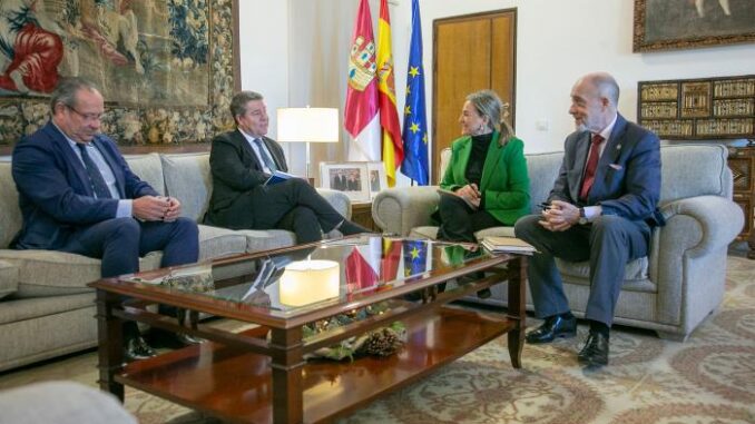 El-Gobierno-de-Castilla-La-Mancha-y-el-Ejecutivo-central-colaboraran-en-el-impulso-de-proyectos-que-inciden-en-el-desarrollo-de-la-region