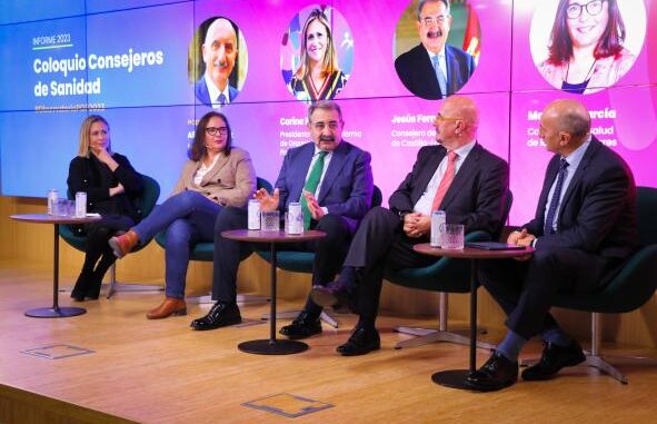 El-Gobierno-regional-considera-la-salud-digital-como-una-herramienta-imprescindible-para-la-participacion-ciudadana-y-la-mejora-continua-de-la-sanidad-publica