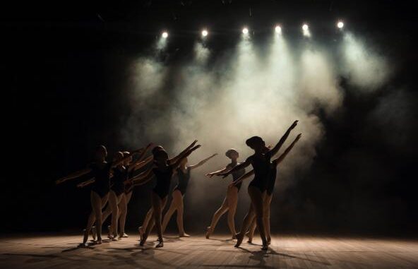 La-Red-Artes-Escenicas-y-Musicales-de-Castilla-La-Mancha-llega-a-los-escenarios-de-la-region-hasta-el-10-de-diciembre-con-23-propuestas-variadas