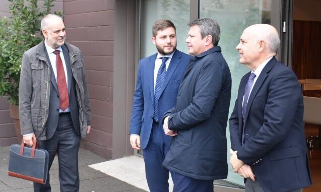 El-Gobierno-de-Castilla-La-Mancha-aborda-proyectos-e-infraestructuras-estrategicas-para-la-region-con-el-Ministerio-de-Transportes-y-Movilidad-Sostenible
