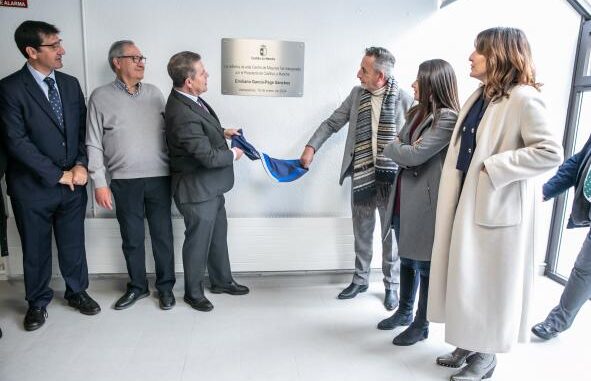 El-Gobierno-de-Castilla-La-Mancha-inaugura-la-reforma-del-centro-de-mayores-de-Valdepenas-con-una-inversion-de-673.000-euros