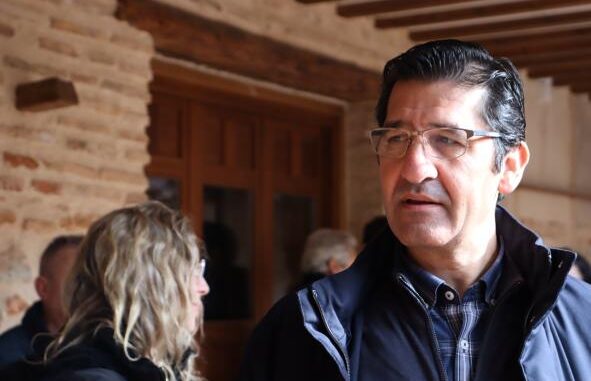 El-Gobierno-de-Castilla-La-Mancha-escucha-y-trabaja-de-la-mano-del-sector-de-la-agricultura-y-la-ganaderia-para-garantizar-la-rentabilidad-y-atender-sus-dificultades