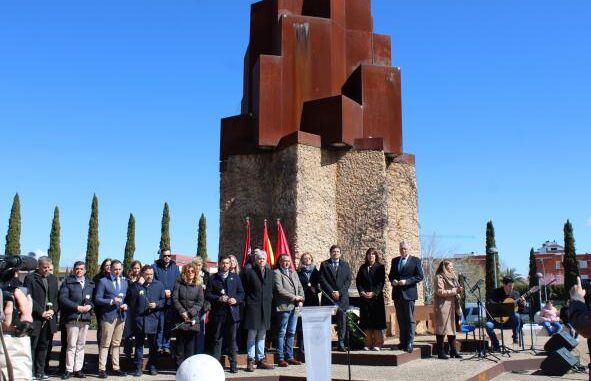 Blanca-Fernandez-asegura-que-actos-de-homenaje-por-el-11-M-son-mas-que-necesarios-porque-son-de-justicia-y-sirven-para-no-olvidar