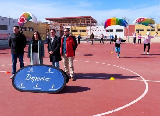 El-Gobierno-regional-acerca-la-practica-de-deportes-aereos-a-mas-de-3.000-estudiantes-de-primaria-de-la-provincia-de-Toledo