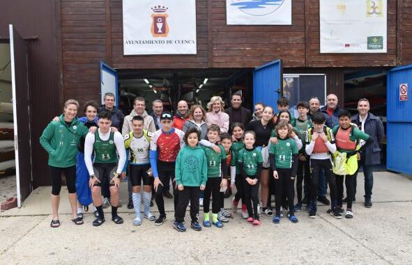 El-Gobierno-regional-felicita-al-Club-Piraguismo-Cuenca-con-Caracter-por-sus-resultados-y-le-tiende-la-mano-para-seguir-engrandecimiento-este-deporte