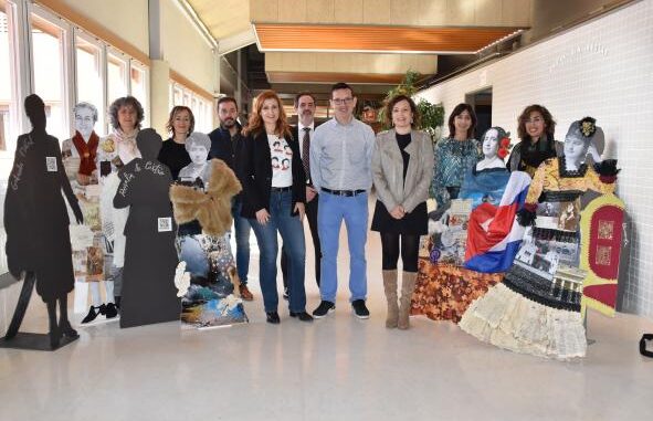 El-IES-‘Canada-de-la-Encina-de-Iniesta-premiado-por-el-Gobierno-regional-expone-su-trabajo-‘Sombras-de-la-Literatura-en-Cuenca
