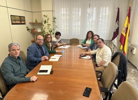 El-Gobierno-de-Castilla-La-Mancha-traslada-a-la-alcaldesa-de-Torrejon-del-Rey-los-avances-en-las-obras-de-mejora-de-abastecimiento-de-agua-de-su-municipio