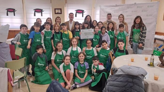 El-Gobierno-regional-felicita-a-los-ganadores-del-concurso-´The-Funny-Food-Project´-impulsado-por-la-AECC-y-la-Delegacion-Provincial-de-Educacion