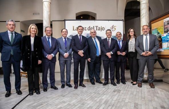 Emiliano-Garcia-Page-considera-que-los-trasvases-no-serian-necesarios-si-las-desaladoras-funcionaran-al-cien-por-cien