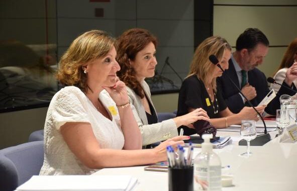 Castilla-La-Mancha-dota-con-13-millones-de-euros-una-proxima-convocatoria-del-programa-INVESTIGO-y-del-nuevo-programa-Mi-Primer-Empleo-destinados-a-jovenes-de-la-region