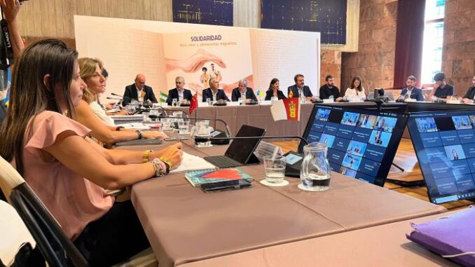 El-Gobierno-de-Castilla-La-Mancha-ratifica-el-acuerdo-de-colaboracion-para-la-proteccion-y-acogida-de-menores-no-acompanados-en-nuestro-territorio