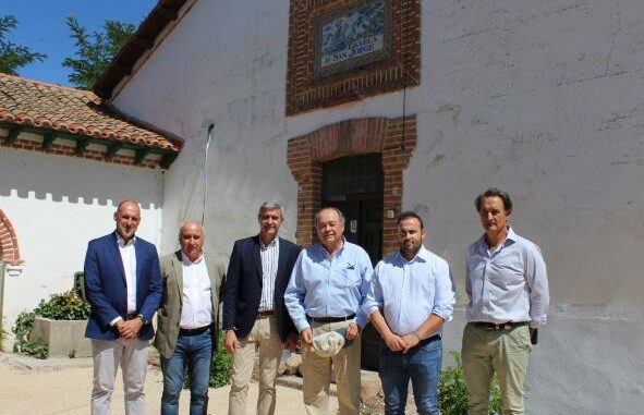 El-Gobierno-regional-apoya-el-proyecto-de-alojamientos-rurales-en-La-Corchuela-que-pretende-revitalizar-esta-pequena-pedania-de-la-localidad-de-Oropesa