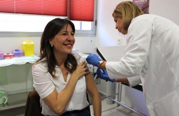 El-Gobierno-regional-resalta-su-apuesta-por-la-prevencion-y-hace-un-llamamiento-a-la-vacunacion-frente-la-gripe-a-la-poblacion-de-Ciudad-Real