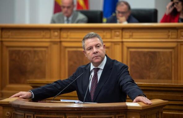 Emiliano-Garcia-Page-anuncia-que-la-Ciudad-del-Cine-estara-en-la-ciudad-de-Toledo-y-la-creacion-de-una-nueva-oficina-de-empleo-en-Villacanas
