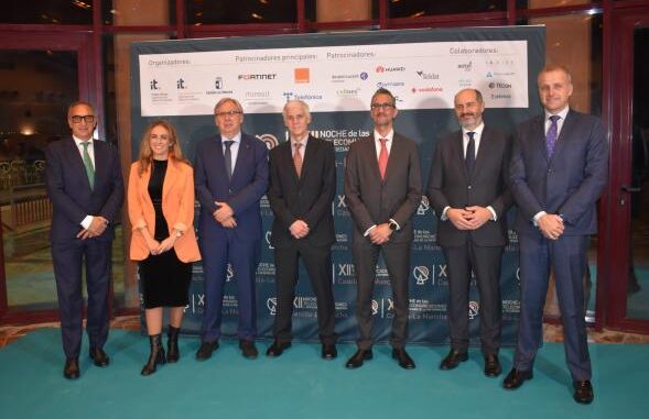 El-Gobierno-regional-apuesta-por-la-Agencia-para-la-aceleracion-de-la-transformacion-digital-y-el-decidido-impulso-de-la-economia-y-el-empleo