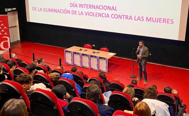 divEl-Gobierno-regional-impulsa-la-campana-educativa-Construyendo-muros-contra-la-violencia-de-genero-para-sensibilizar-a-la-juventuddiv
