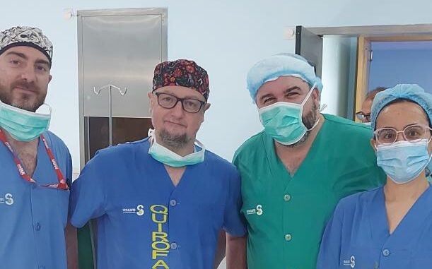 El-Servicio-de-Cirugia-Ortopedica-y-Traumatologia-de-Albacete-realiza-una-osteotomia-percutanea-en-la-rodilla-para-corregir-una-deformidad-severa