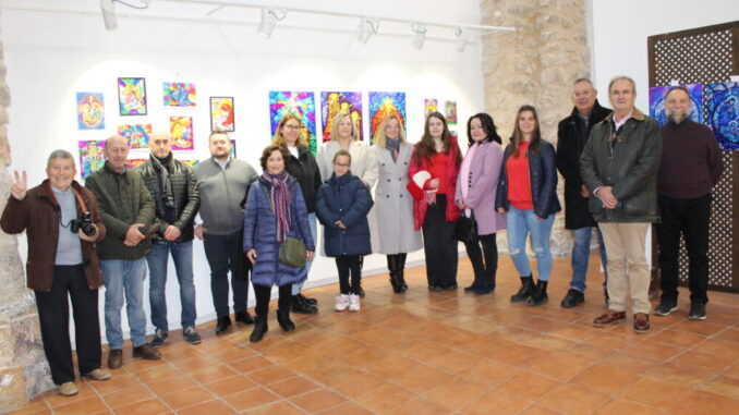 Inauguracion-de-la-exposicion-de-Vidrieras-navidenas-en-Quintanar