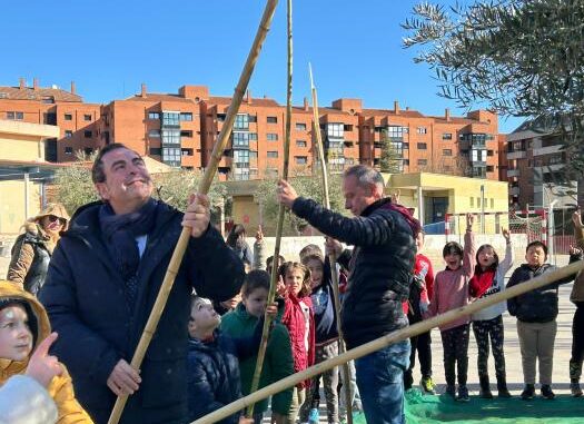 Un-total-de-77-centros-educativos-de-la-provincia-se-benefician-de-las-primeras-ayudas-del-Gobierno-regional-para-la-climatizacion-de-las-aulas