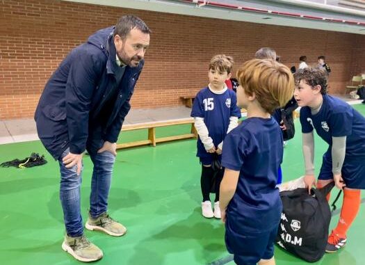 El-Gobierno-regional-impulsa-el-convenio-entre-el-IES-Brianda-de-Mendoza-y-el-Club-Deportivo-Ciudad-de-Guadalajara-para-garantizar-los-entrenamientos-del-Futbol-Sala-base
