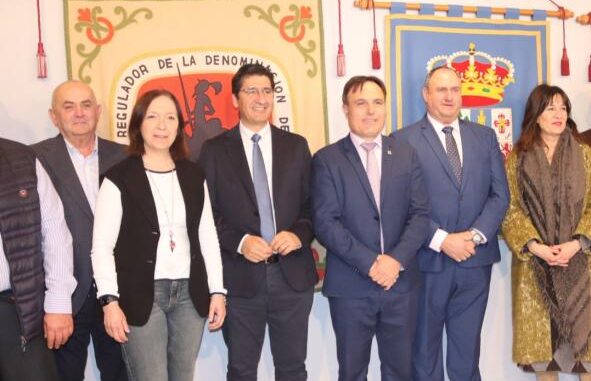 El-Gobierno-de-Castilla-La-Mancha-renovara-su-apoyo-a-Fenavin-para-impulsar-la-calidad-el-valor-anadido-y-la-internacionalizacion-de-los-vinos-de-la-region