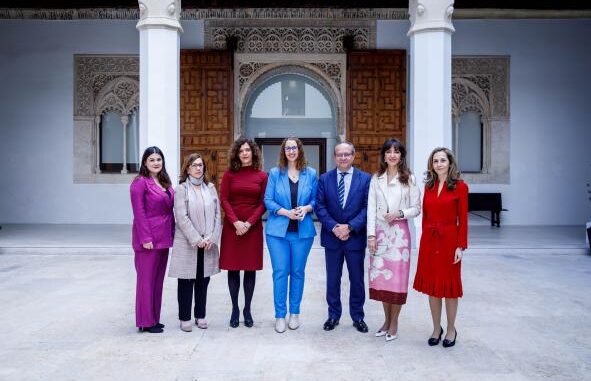 El-Gobierno-de-Castilla-La-Mancha-y-la-Asociacion-de-Mujeres-en-el-Sector-Publico-refuerzan-las-politicas-publicas-de-igualdad-en-la-Administracion-regional