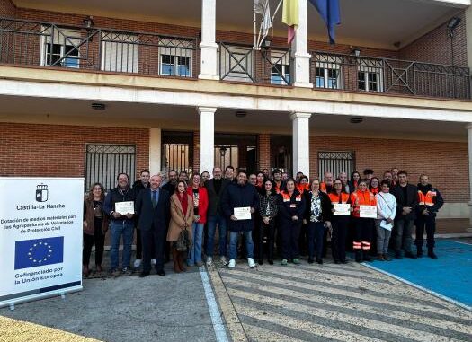 El-Gobierno-regional-reparte-nuevo-material-para-agrupaciones-de-Proteccion-Civil-en-22-municipios-de-la-provincia-de-Guadalajara