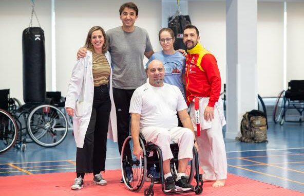El-Hospital-Nacional-de-Paraplejicos-incluye-el-parakarate-en-su-oferta-deportiva-para-pacientes