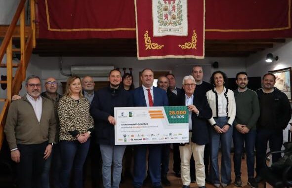 El-Gobierno-de-Castilla-La-Mancha-ensalza-la-solidaridad-de-los-Grupos-de-Desarrollo-Rural-que-donaran-52.000-euros-a-Letur-y-Mira