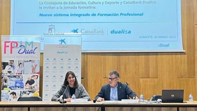 El-Gobierno-regional-presenta-el-nuevo-Sistema-Integrado-de-FP-a-docentes-y-orientadores-en-Albacete