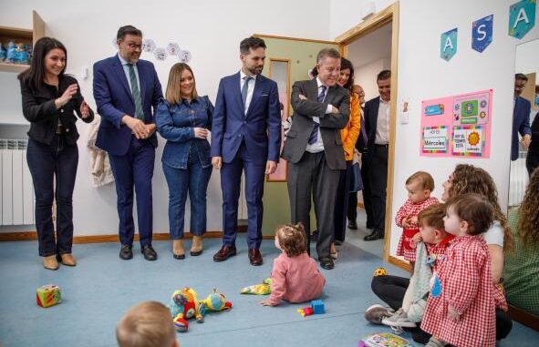 El-Gobierno-regional-ha-destinado-mas-de-9.800-euros-por-alumno-en-cada-una-de-las-3.557-plazas-creadas-en-el-impulso-a-la-escolarizacion-de-0-3-anos
