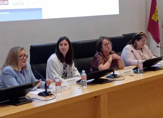 El-Gobierno-regional-agradece-la-labor-esencial-que-realizan-las-asociaciones-de-fibromialgia-de-Ciudad-Real-en-sensibilizacion-y-mejora-de-la-calidad-de-vida