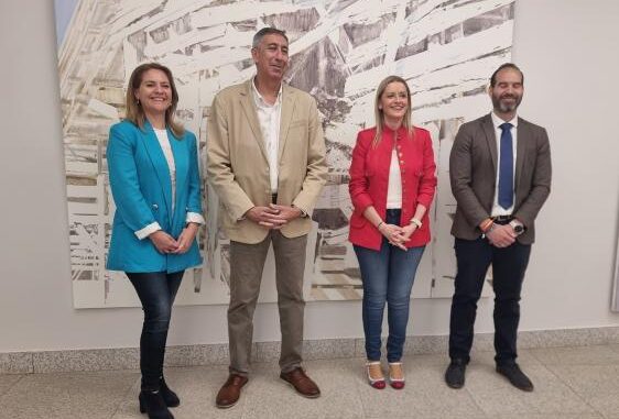 El-Gobierno-regional-sigue-fortaleciendo-la-Exposicion-Internacional-de-Artes-Plasticas-de-Valdepenas-como-referente-cultural-de-vanguardia