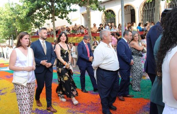 Blanca-Fernandez-destaca-el-liderazgo-de-Ciudad-Real-en-turismo-rural-gracias-a-autenticas-joyas-como-el-Corpus-Christi-de-Porzuna